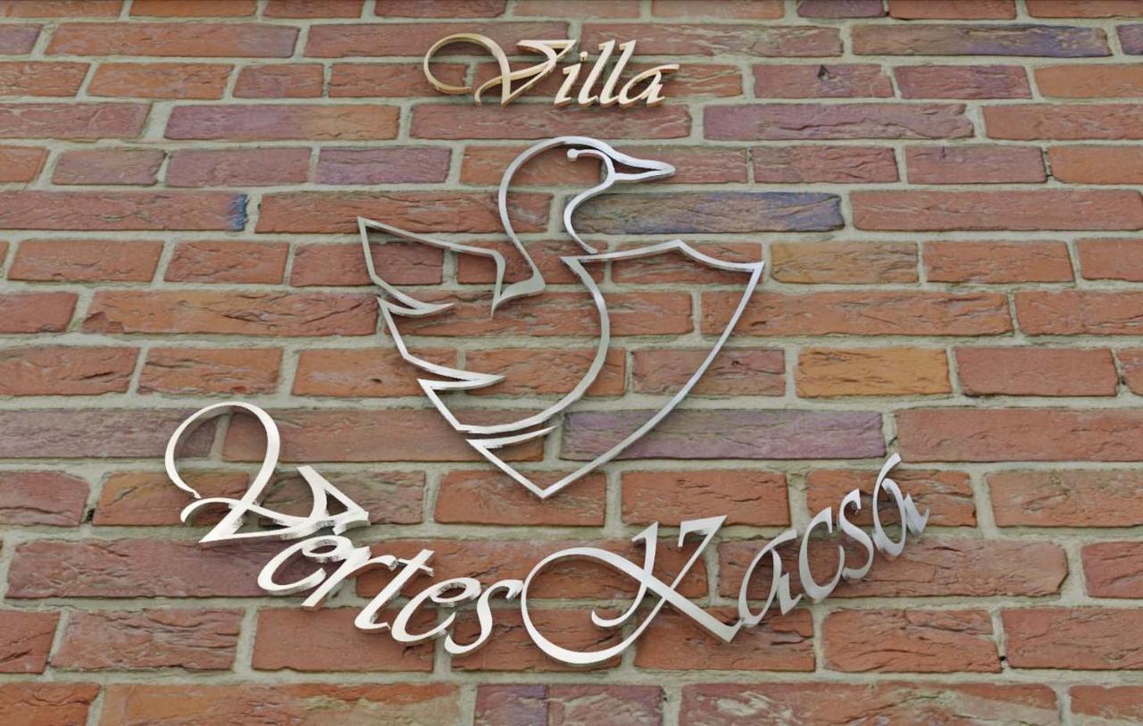 Villa Verteskacsa Vertesacsa ภายนอก รูปภาพ
