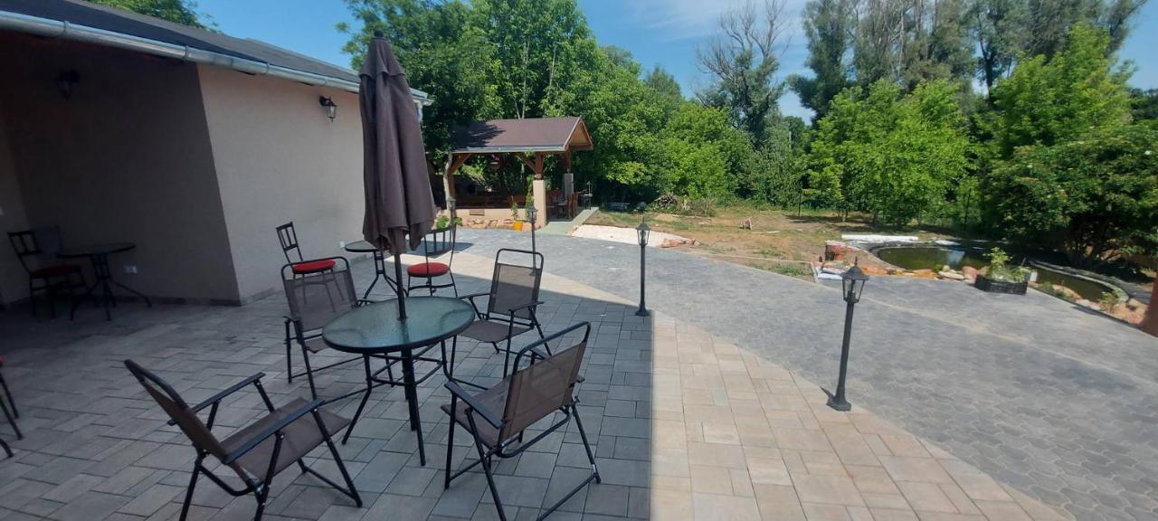 Villa Verteskacsa Vertesacsa ภายนอก รูปภาพ